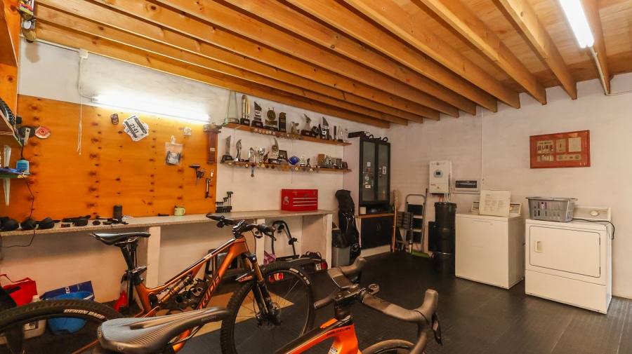 2 Bedroom Property for Sale in Lakeland North West